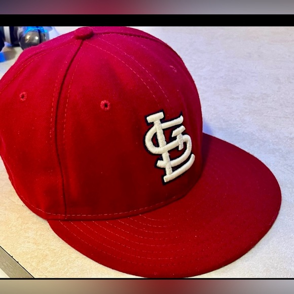 New Era Cardinals Fitted Hat - Picture 2 of 10